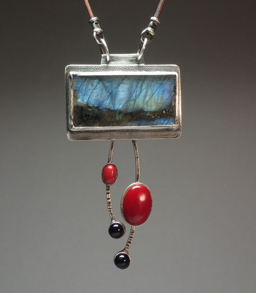 Streamside Pendant.421.SLCO